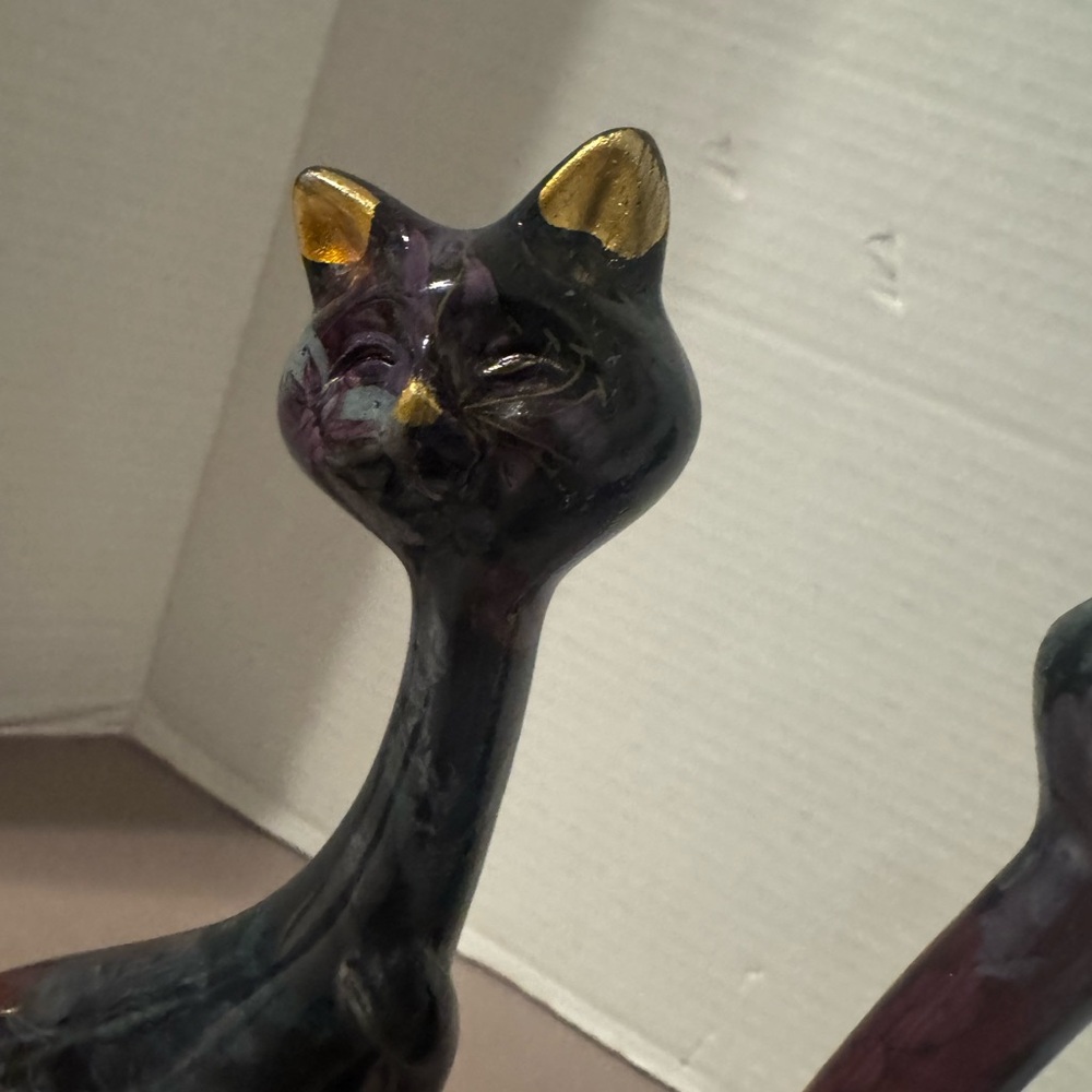 Modern Muse Cat Figurine Set of 2 - Picture 3 of 11